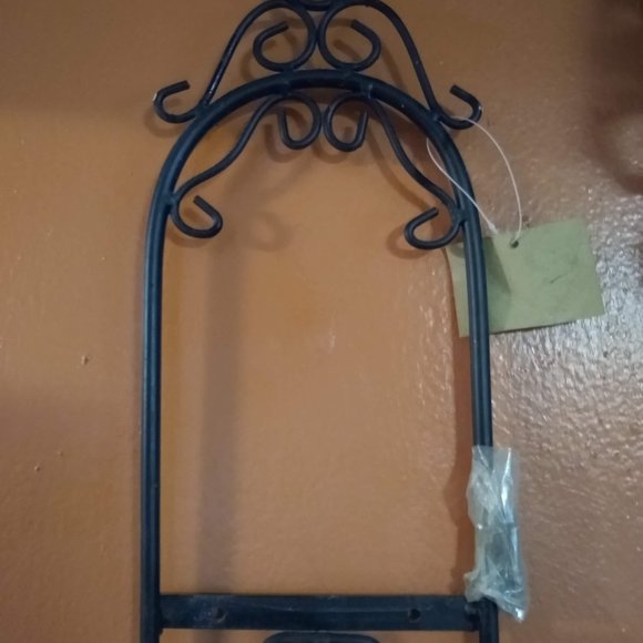 Ballard Designs, Tea Cup Display Racks, Wrought Iron, Lot of Two - Picture 4 of 9